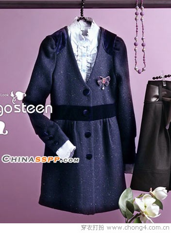 紫红色风衣里面搭什么_风衣里面搭什么衣服(2)