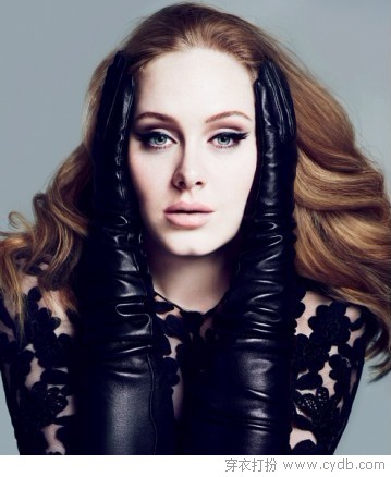 Adele告诉你小黑裙的瘦身秘密