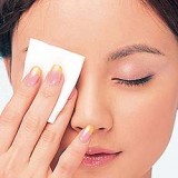 如何卸防水眼妆