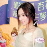 向明星们学习针织衫搭配