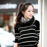 短装搭毛衣甜美惹人爱