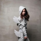 你凭什么管我穿什么