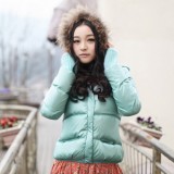 不挑身高的短款羽绒服