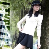穿红鞋的女人