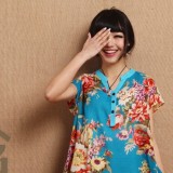 图案精彩的印花衫