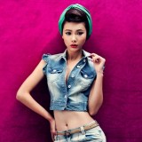 妖娆姿态，以S形展露