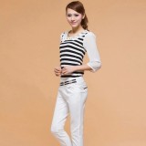 裤子不错 腿更美