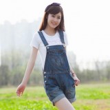 背带裤的夏天