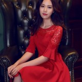 深深浅浅明艳素雅的，红