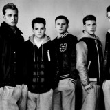 棒球外套该怎么穿 你一定想知道