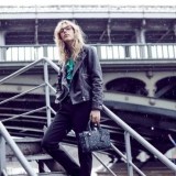 看见皮衣心乱跳，撩人绝招谁知晓