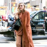 秋冬供暖有毛绒，本季将被各种绒包围