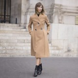 避免挑花眼，论质感与气质驼色大衣完胜