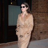 驼色敲黑板，如何不用力就有高级的时髦感