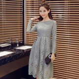 用蕾丝连衣裙打底，也是奢侈的没sei了！