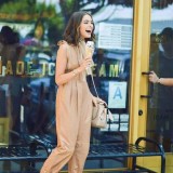 春心荡漾美裙相伴，裸粉助你优雅如花