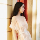 和粉色蕾丝一起，将浪漫进行到底！