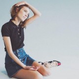 美得不落俗套，运动系girl自带魔力光环