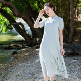 临窗酌一壶清茶，品味雅韵中国风